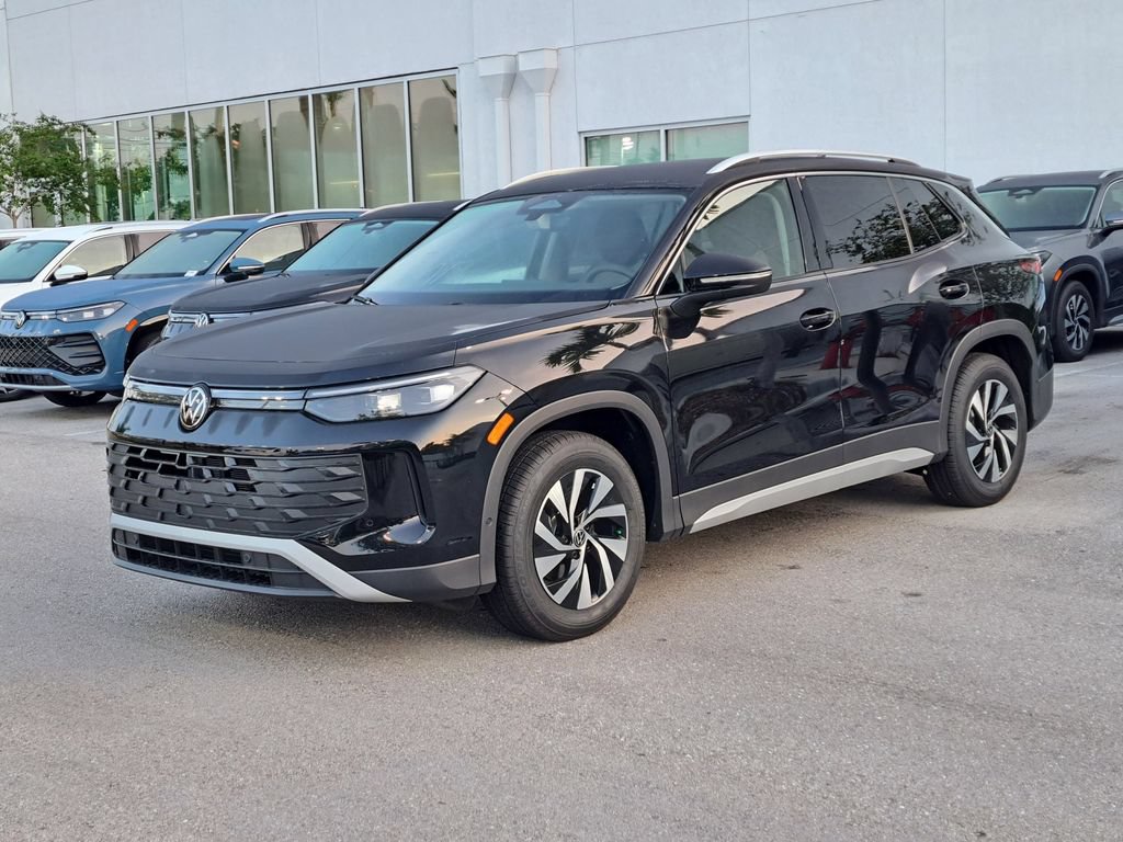 New 2026 Volkswagen Tiguan S FWD image 3