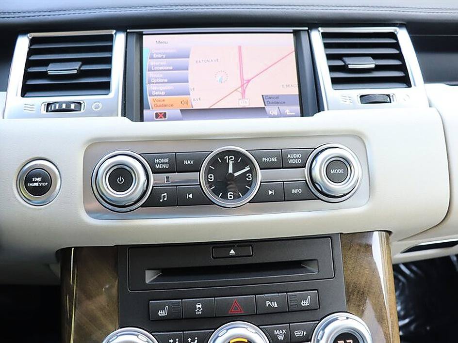 Used 2011 Land Rover Range Rover Sport HSE LUX AWD/4WD image 19