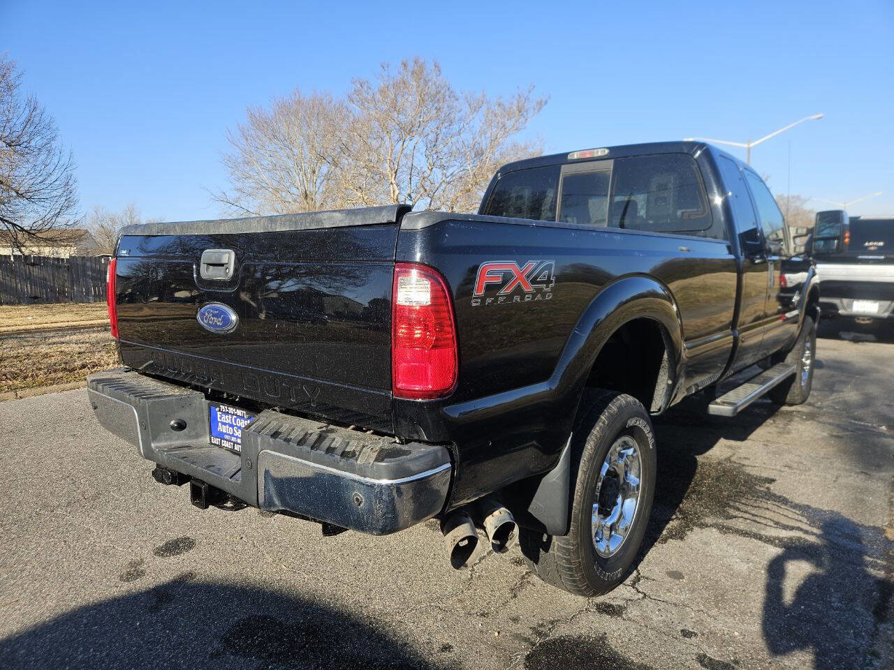 Used 2016 Ford F350 XLT w/ XLT Premium Package AWD/4WD image 6