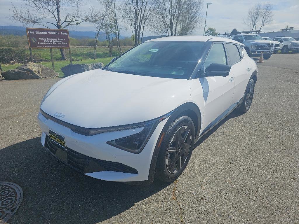 New 2025 Kia EV6 Wind