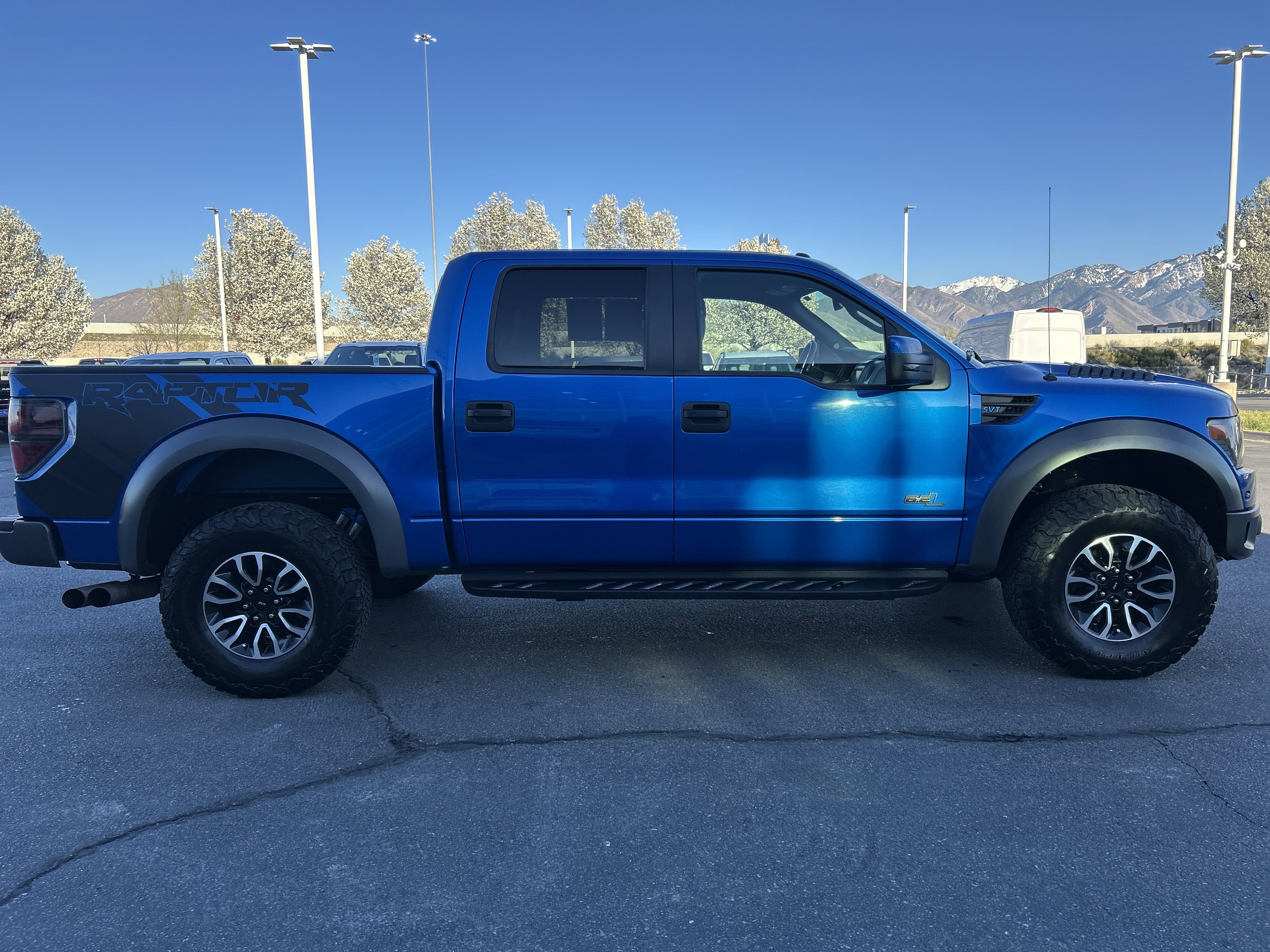 Used 2014 Ford F150 Raptor w/ Equipment Group 801A Luxury image 6
