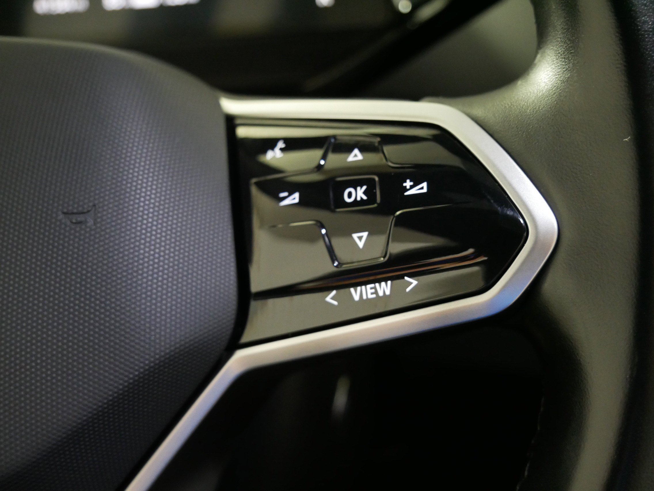 Certified 2022 Volkswagen ID.4 Pro S image 28