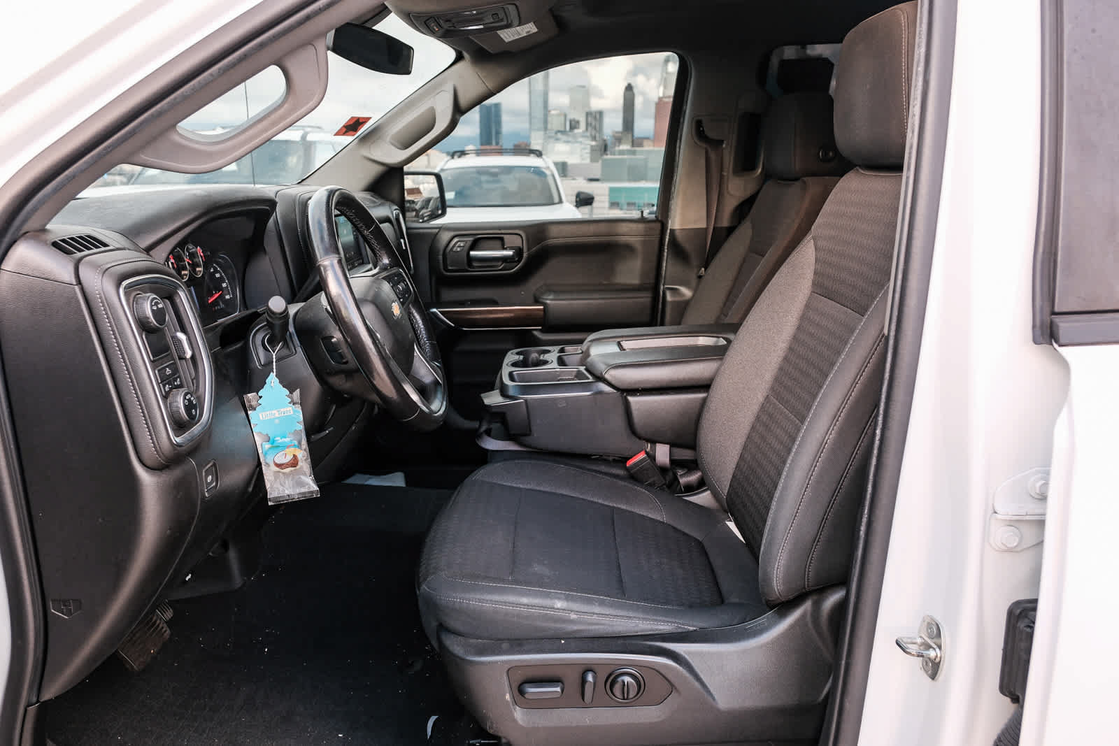 Used 2022 Chevrolet Silverado 1500 LT w/ All Star Edition Plus RWD image 19