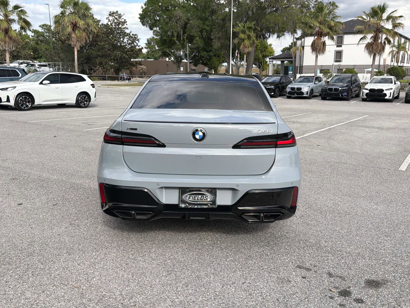 Certified 2025 BMW 760i xDrive AWD/4WD image 5