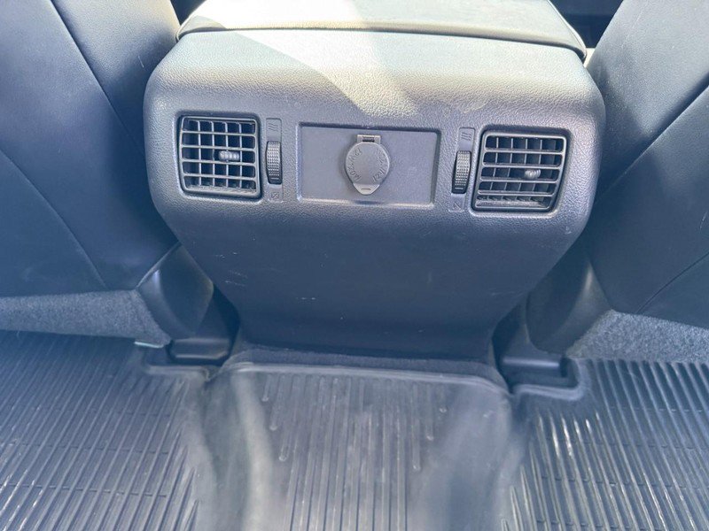 Used 2017 Toyota Tundra image 15