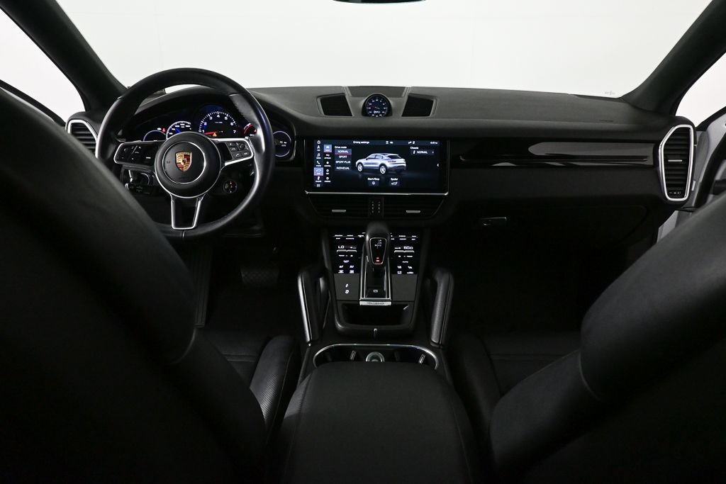 Used 2020 Porsche Cayenne AWD/4WD image 15