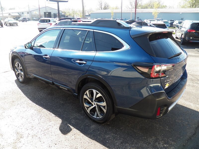 Used 2021 Subaru Outback Touring XT AWD/4WD image 4