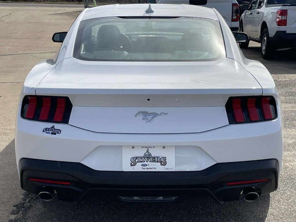 New 2026 Ford Mustang Coupe image 4