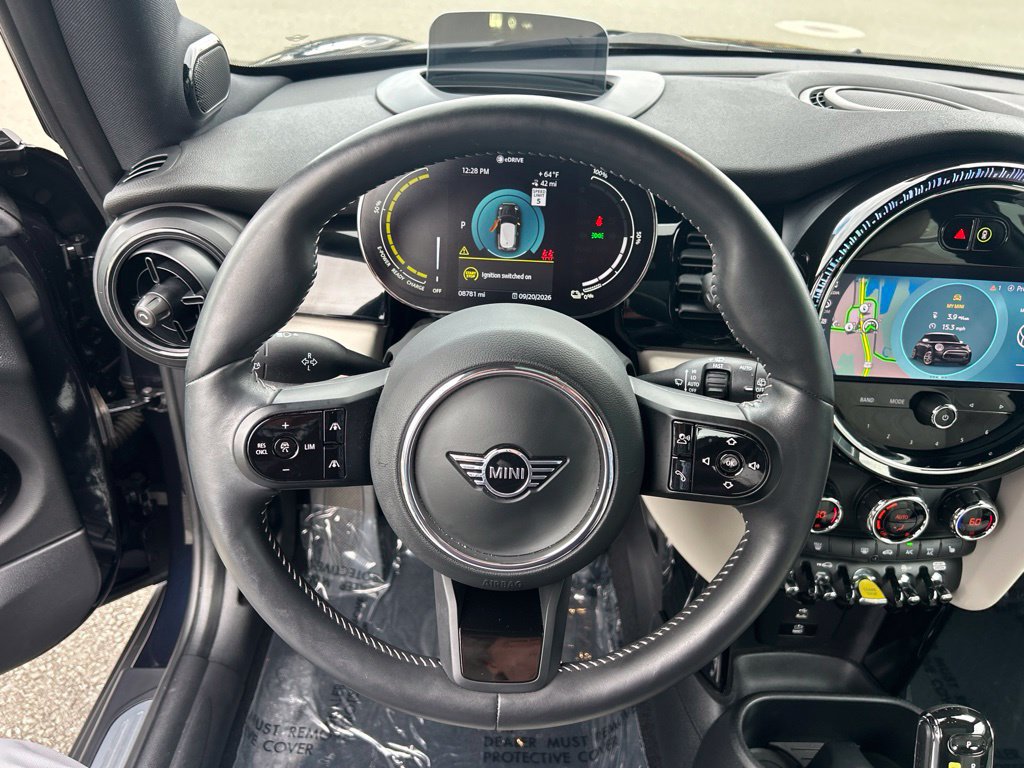 Used 2024 MINI Cooper SE FWD image 17