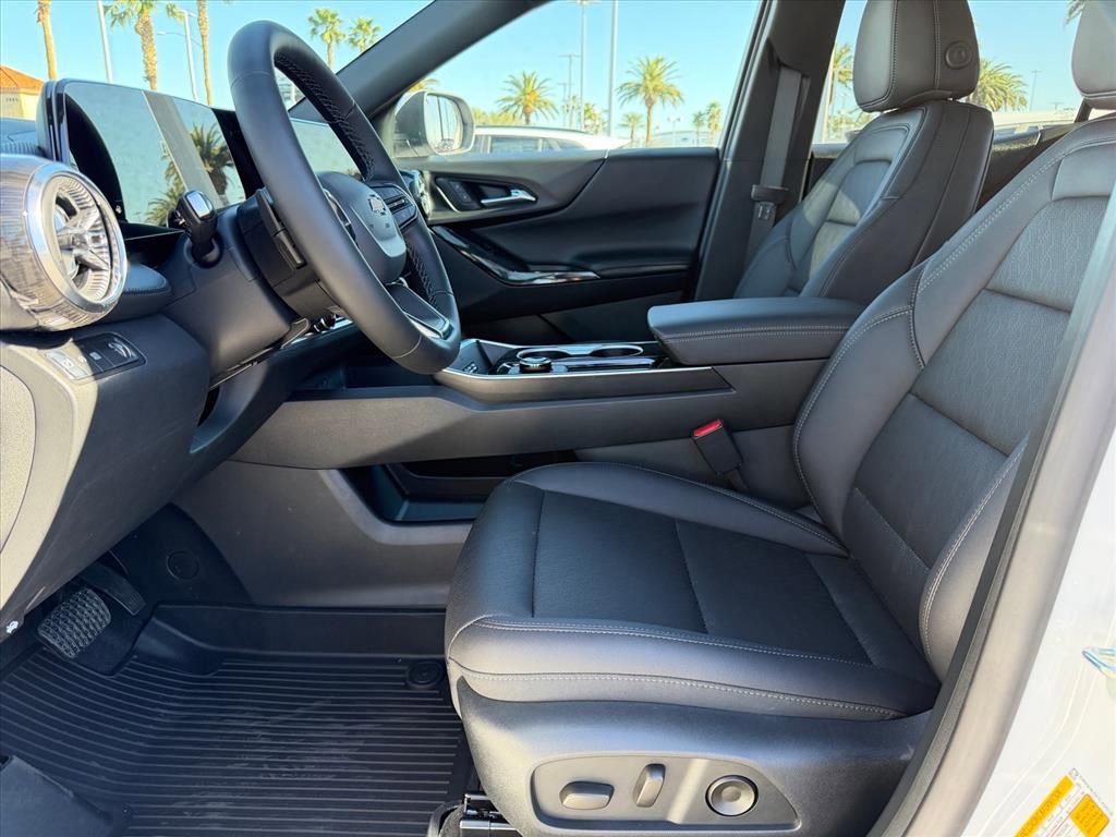 New 2026 Chevrolet Equinox LT w/ Convenience Package II image 5