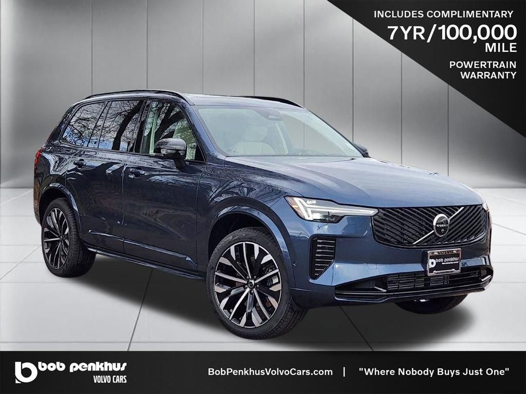 New 2026 Volvo XC90 T8 Ultra w/ Protection Package