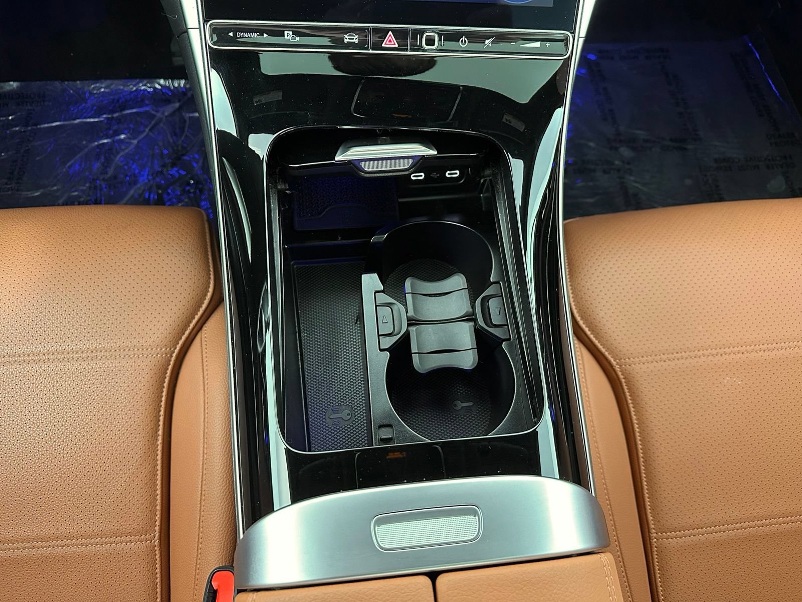 Used 2025 Mercedes-Benz C 300 Sedan image 16
