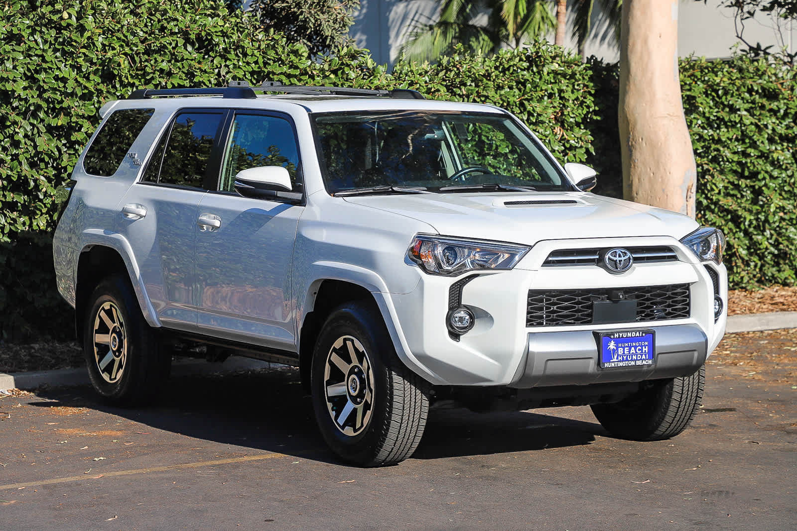 Used 2024 Toyota 4Runner TRD Off-Road Premium w/ Off Road Premium Plus Package AWD/4WD image 3