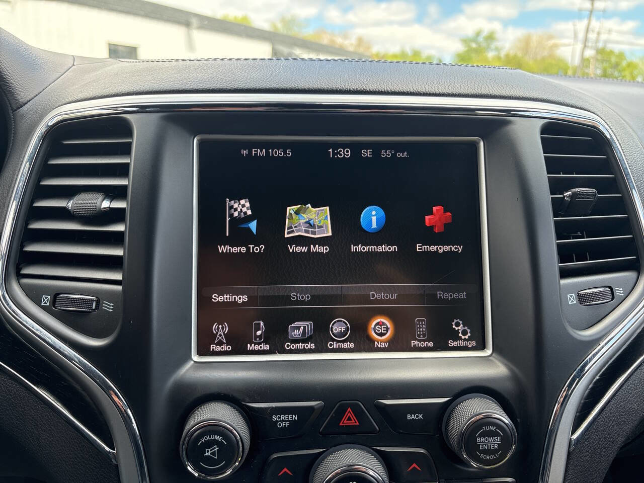 Used 2014 Jeep Grand Cherokee Summit AWD/4WD image 15