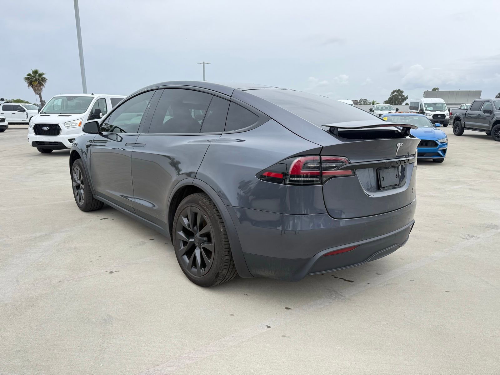 Used 2022 Tesla Model X Plaid AWD/4WD image 2