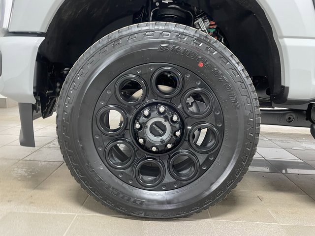 New 2025 Ford F350 Lariat w/ Lariat Ultimate Package image 8