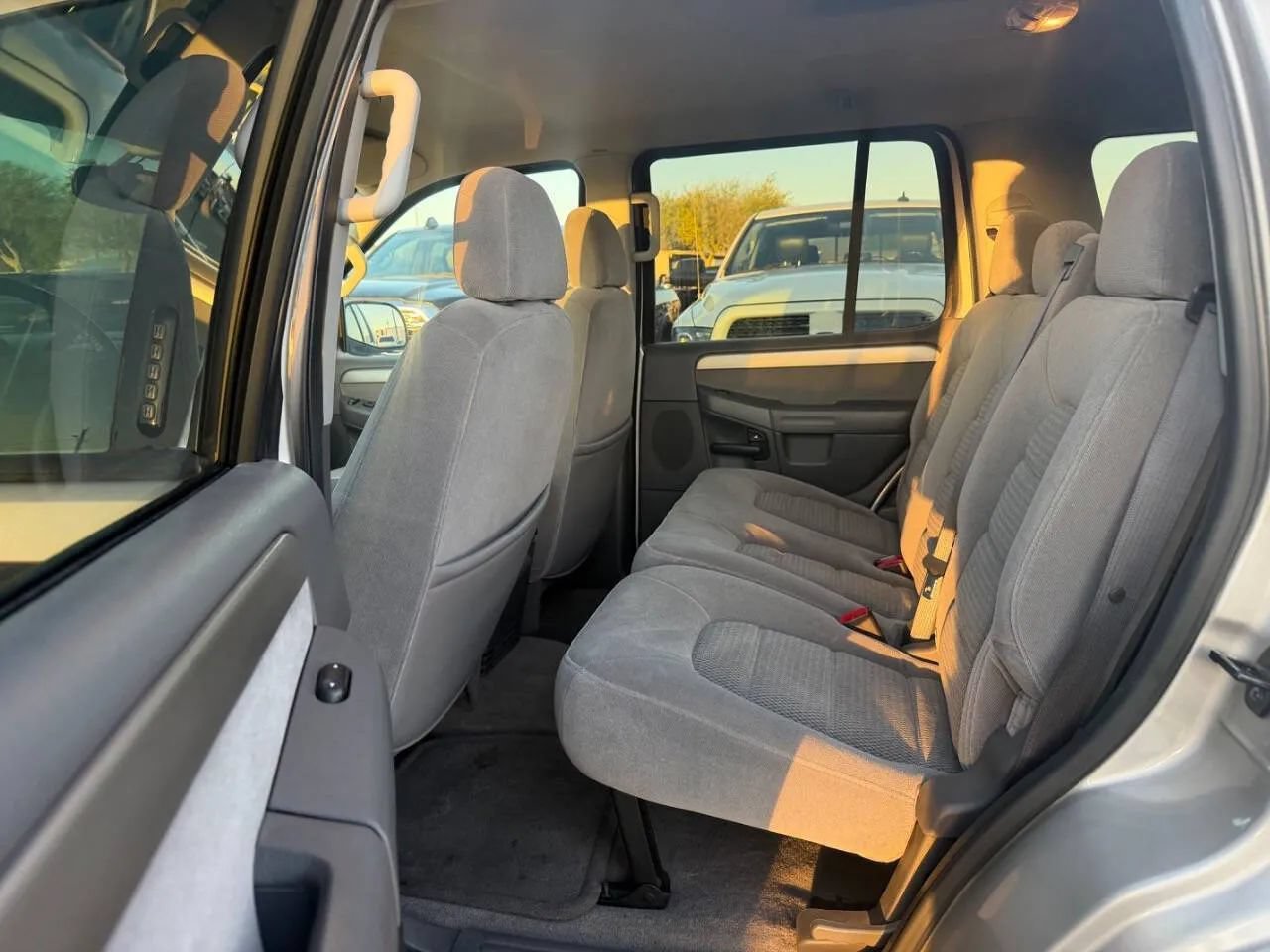 Used 2004 Ford Explorer Sport XLT AWD/4WD image 23