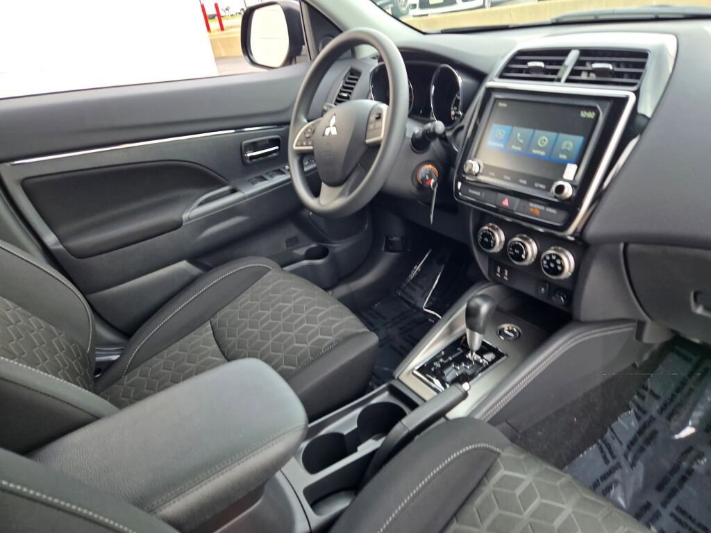 New 2026 Mitsubishi Outlander Sport ES AWD/4WD image 5
