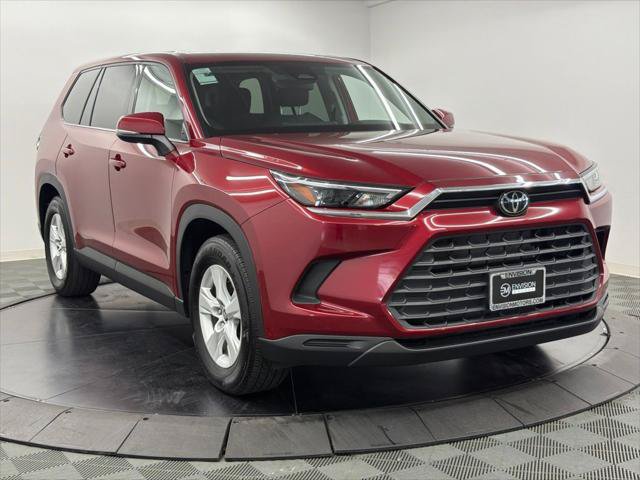 Certified 2025 Toyota Grand Highlander FWD image 8