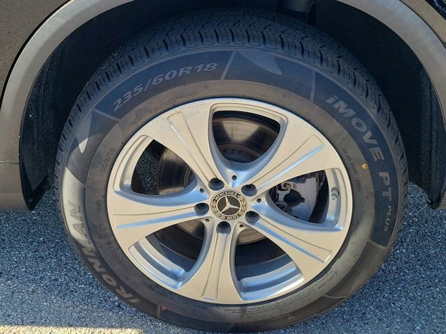 Used 2017 Mercedes-Benz GLC 300 4MATIC image 12