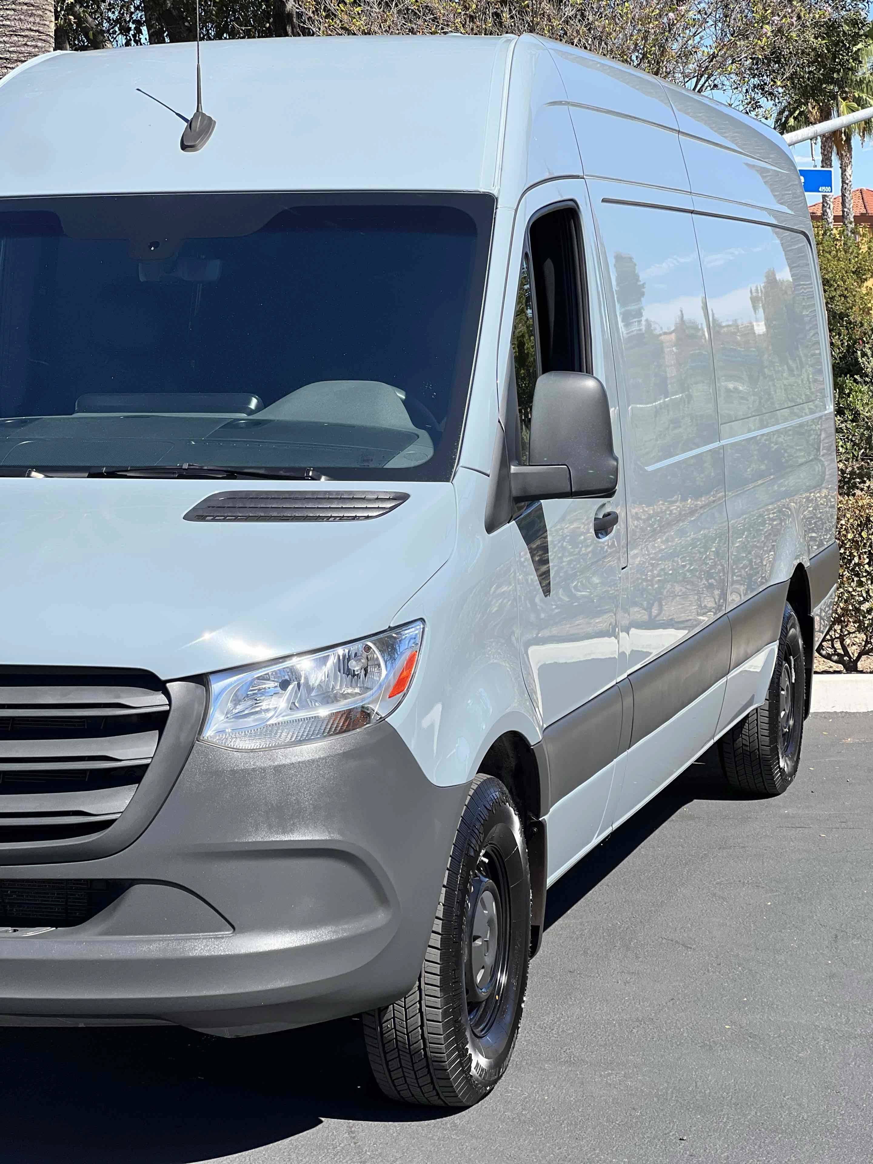 Used 2024 Mercedes-Benz Sprinter 2500 image 55