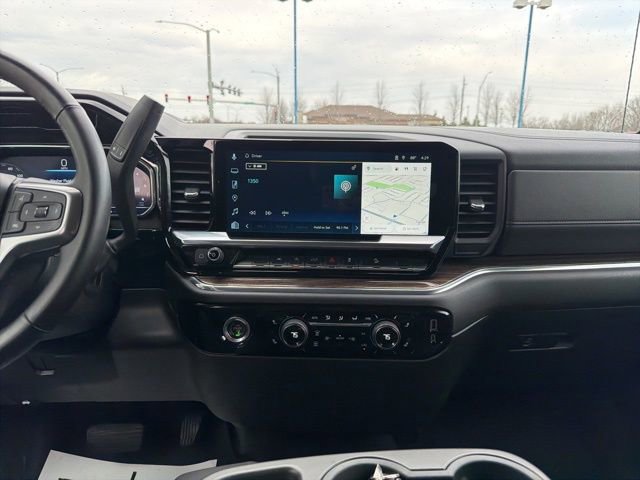 Used 2023 Chevrolet Silverado 1500 LT AWD/4WD image 21