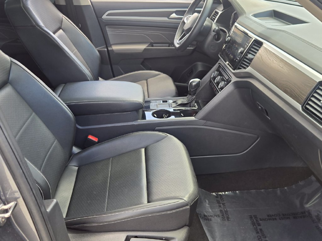 Certified 2022 Volkswagen Atlas SE FWD image 19