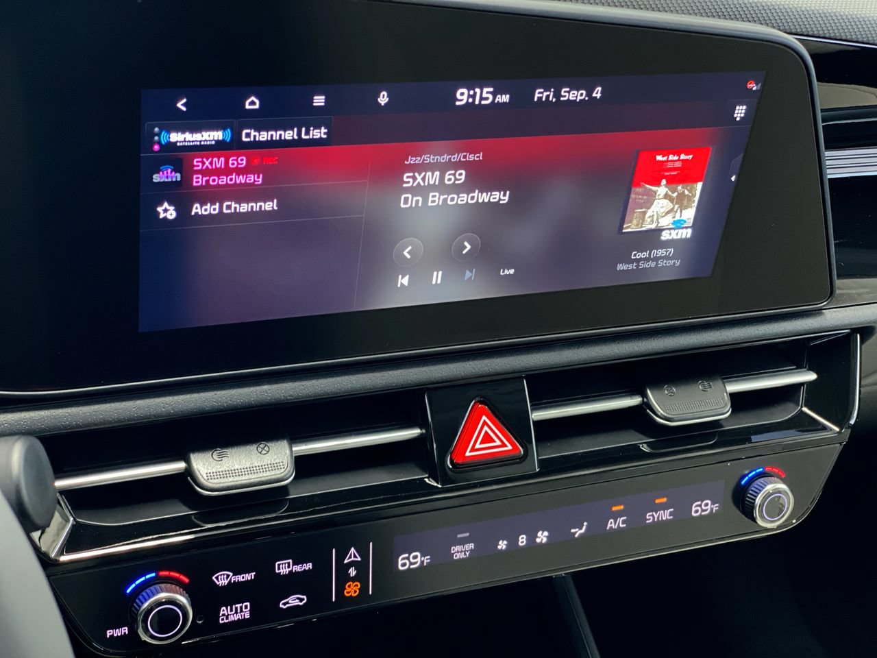 New 2026 Kia Niro EX FWD image 26