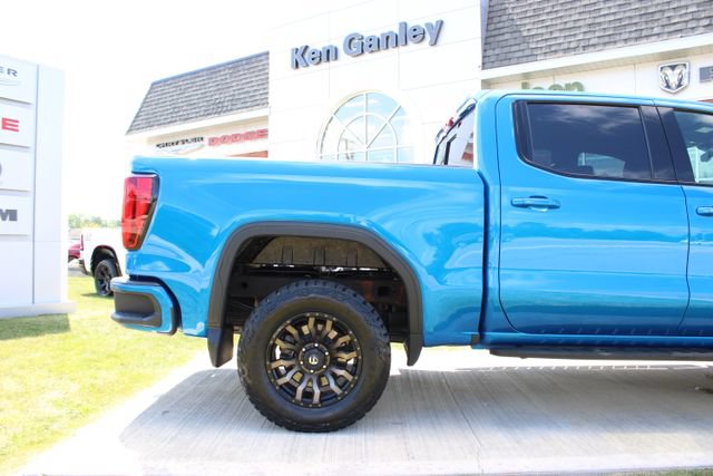 Used 2024 GMC Sierra 1500 AT4 w/ Technology Package AWD/4WD image 46