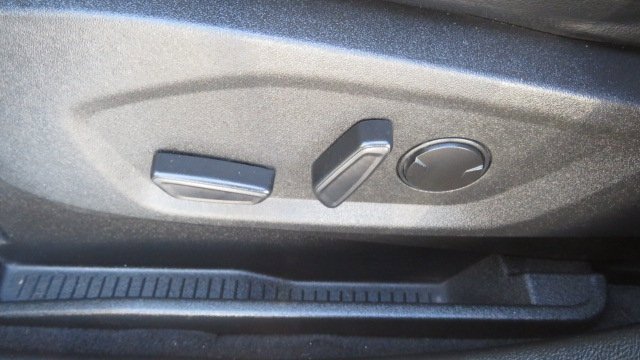 Certified 2023 Ford Edge ST-Line image 17