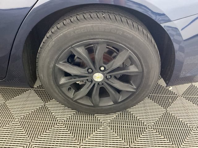 Used 2020 Chevrolet Malibu LT FWD image 15