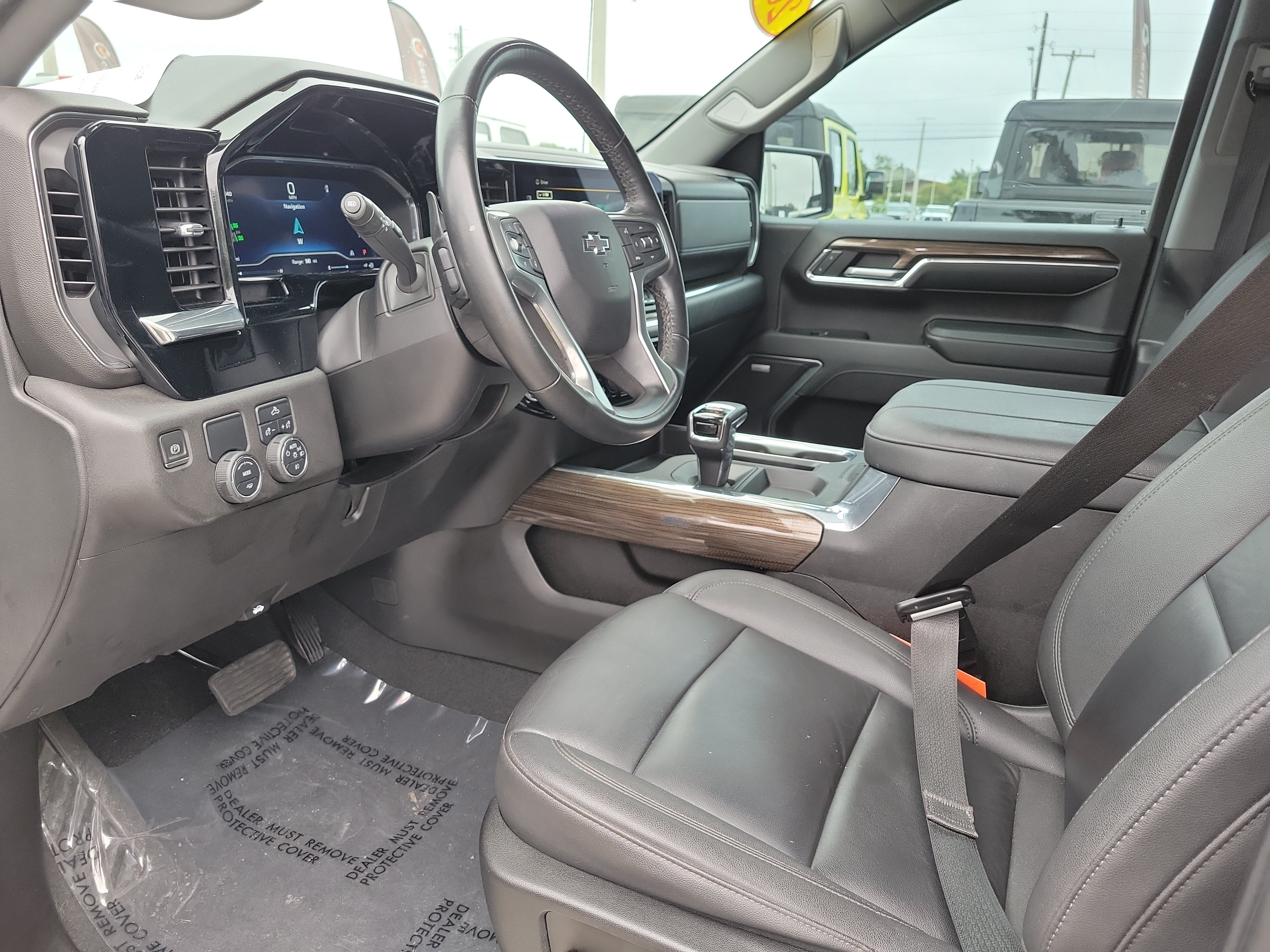 Used 2023 Chevrolet Silverado 1500 RST w/ Convenience Package II RWD image 18