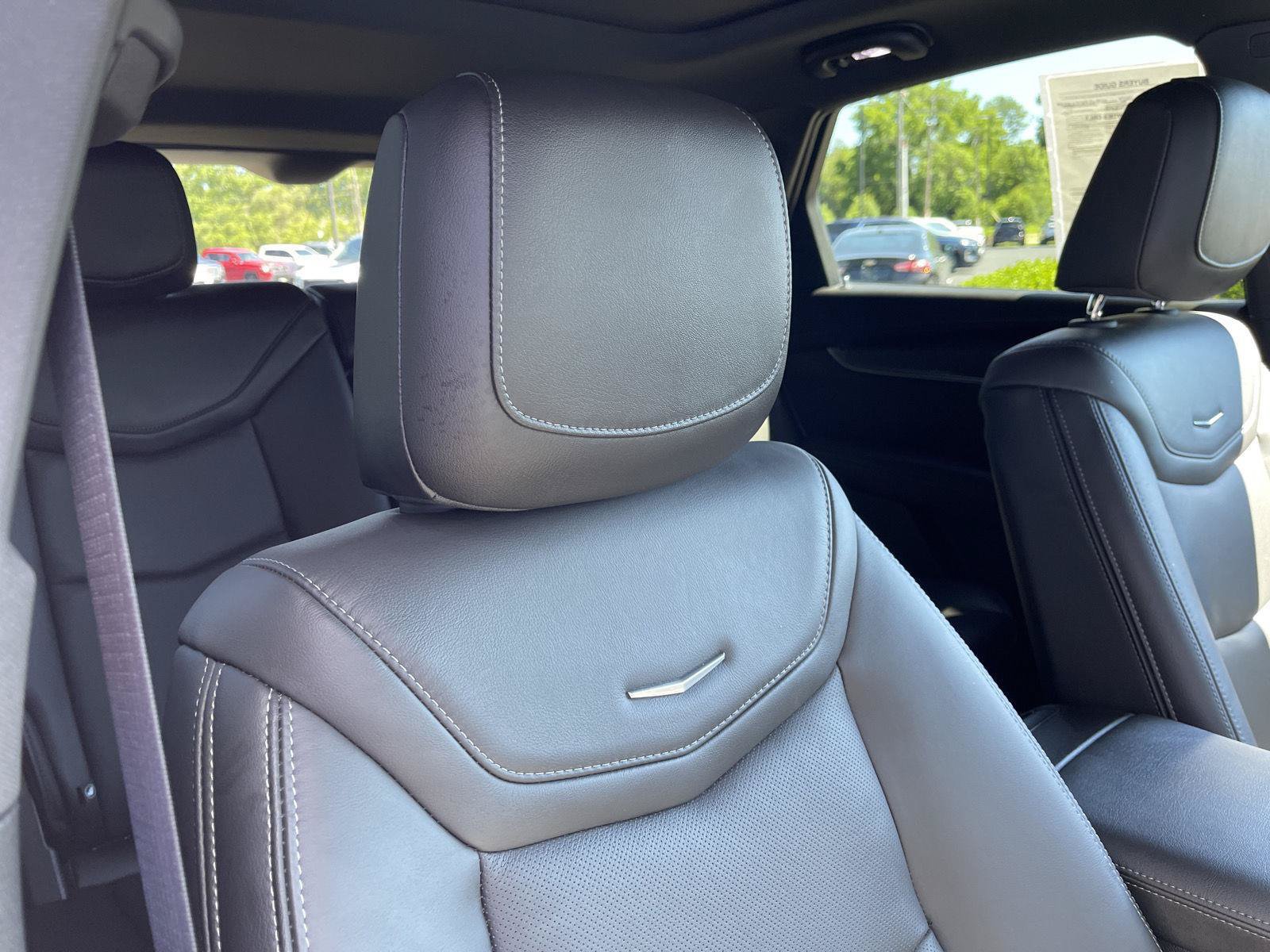 Used 2024 Cadillac XT5 Sportv w/ LPO, Floor Liner Package AWD/4WD image 39