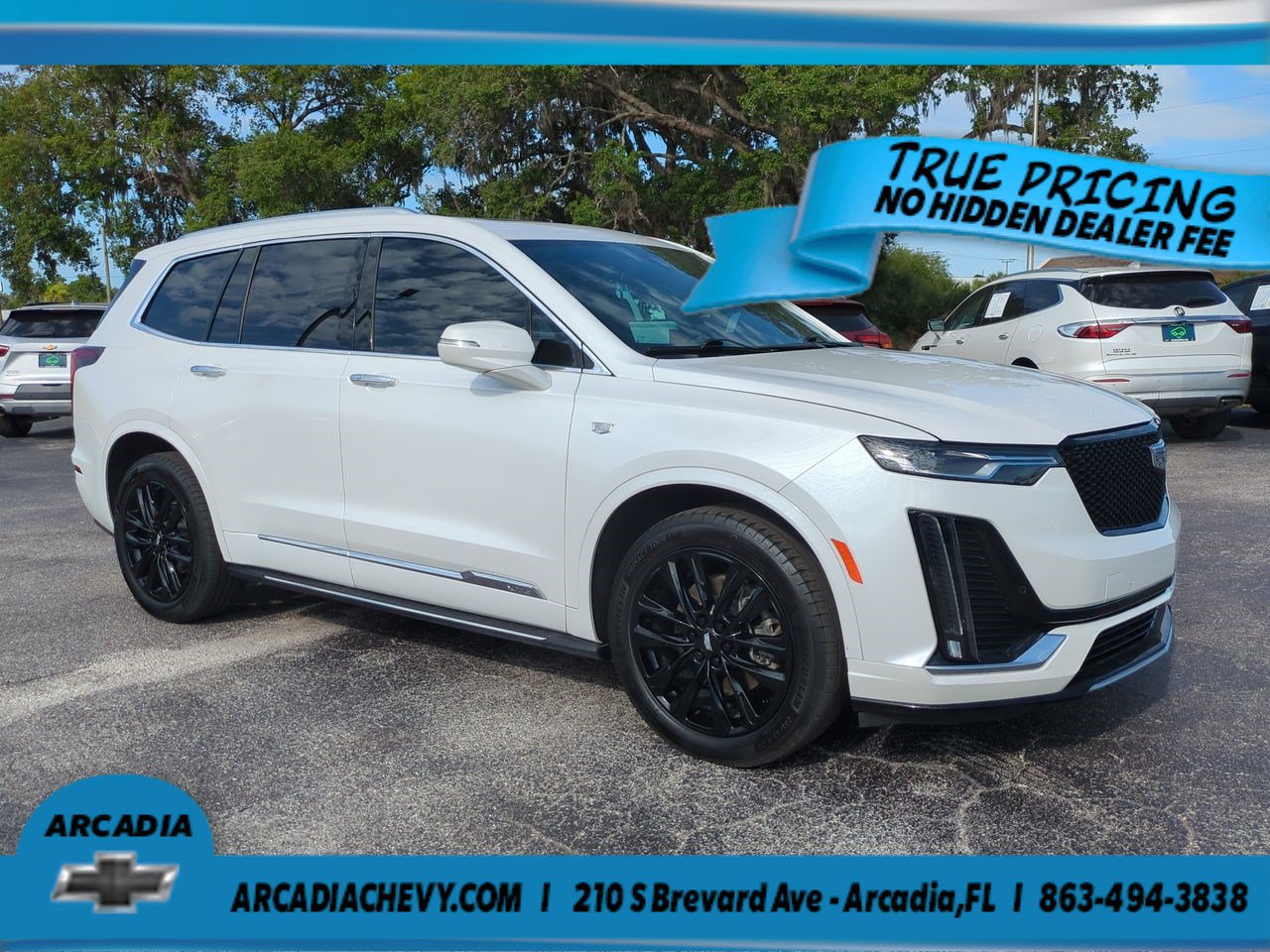 Certified 2024 Cadillac XT6 Luxury AWD/4WD image 2