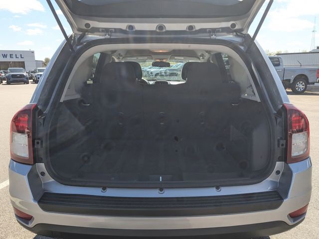 Used 2016 Jeep Compass Sport w/ Power Value Group image 21