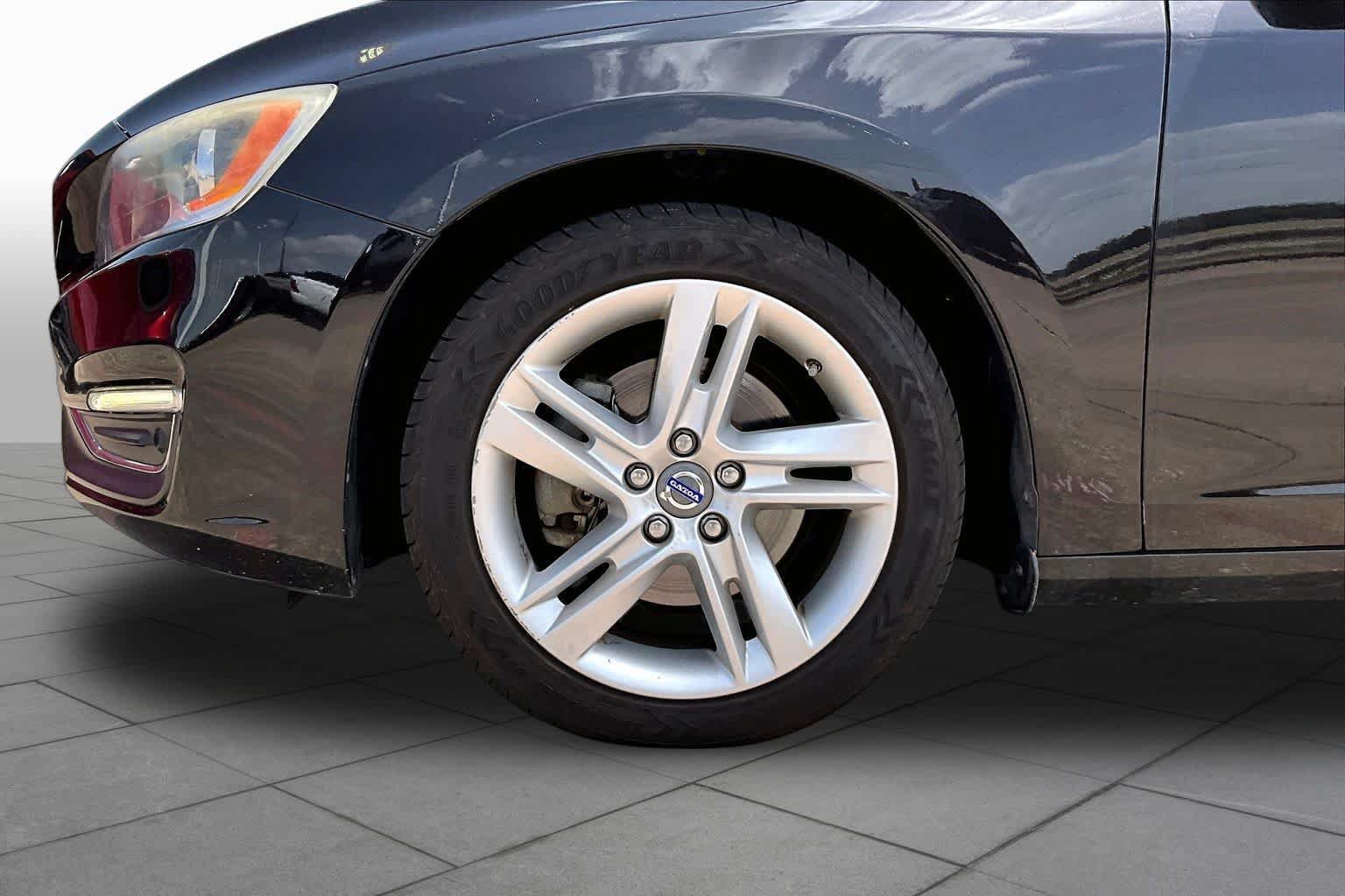 Used 2015 Volvo S60 T5 Premier Plus FWD image 11