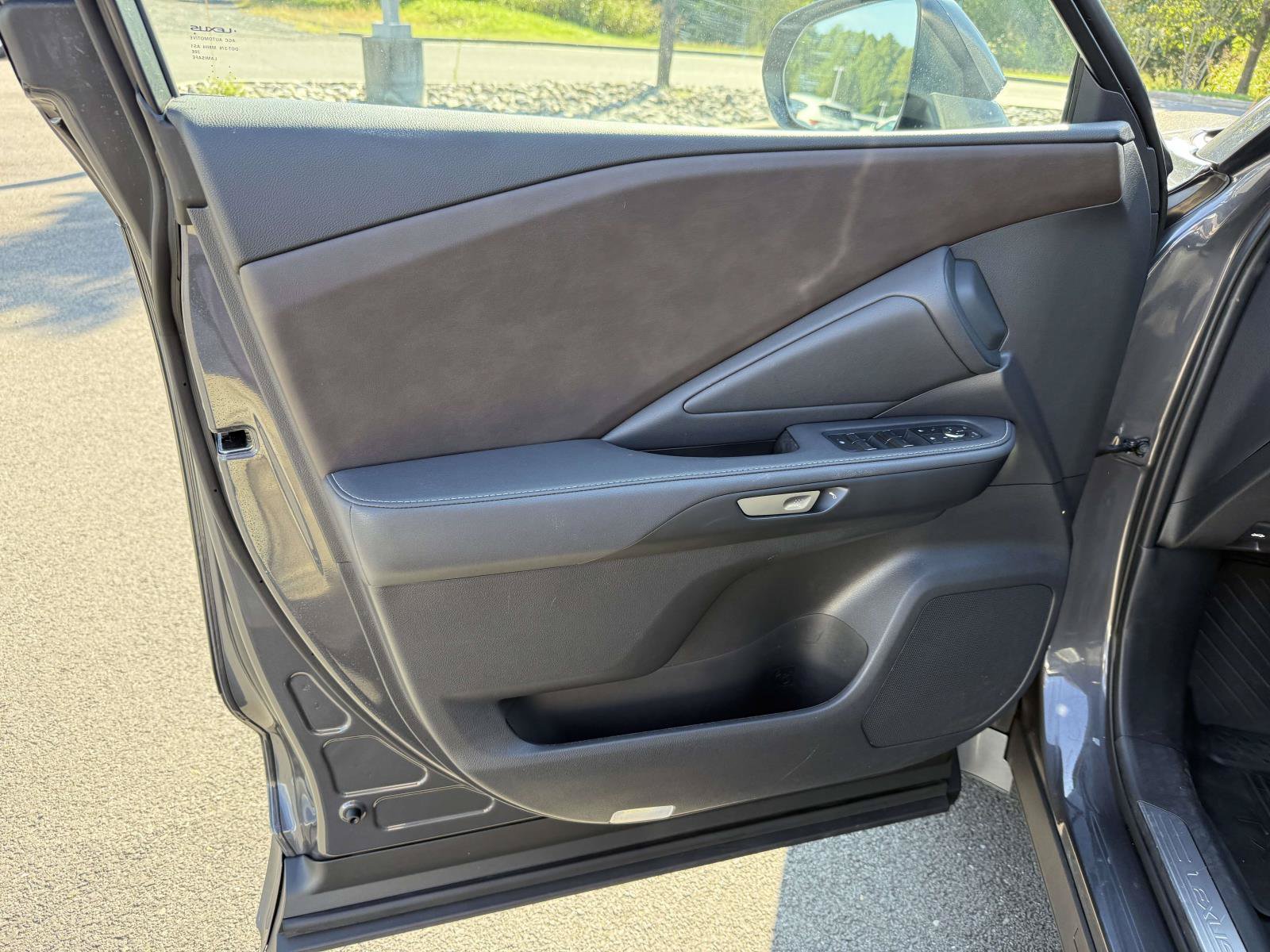 Used 2025 Lexus TX 350 AWD w/ Technology Package image 13