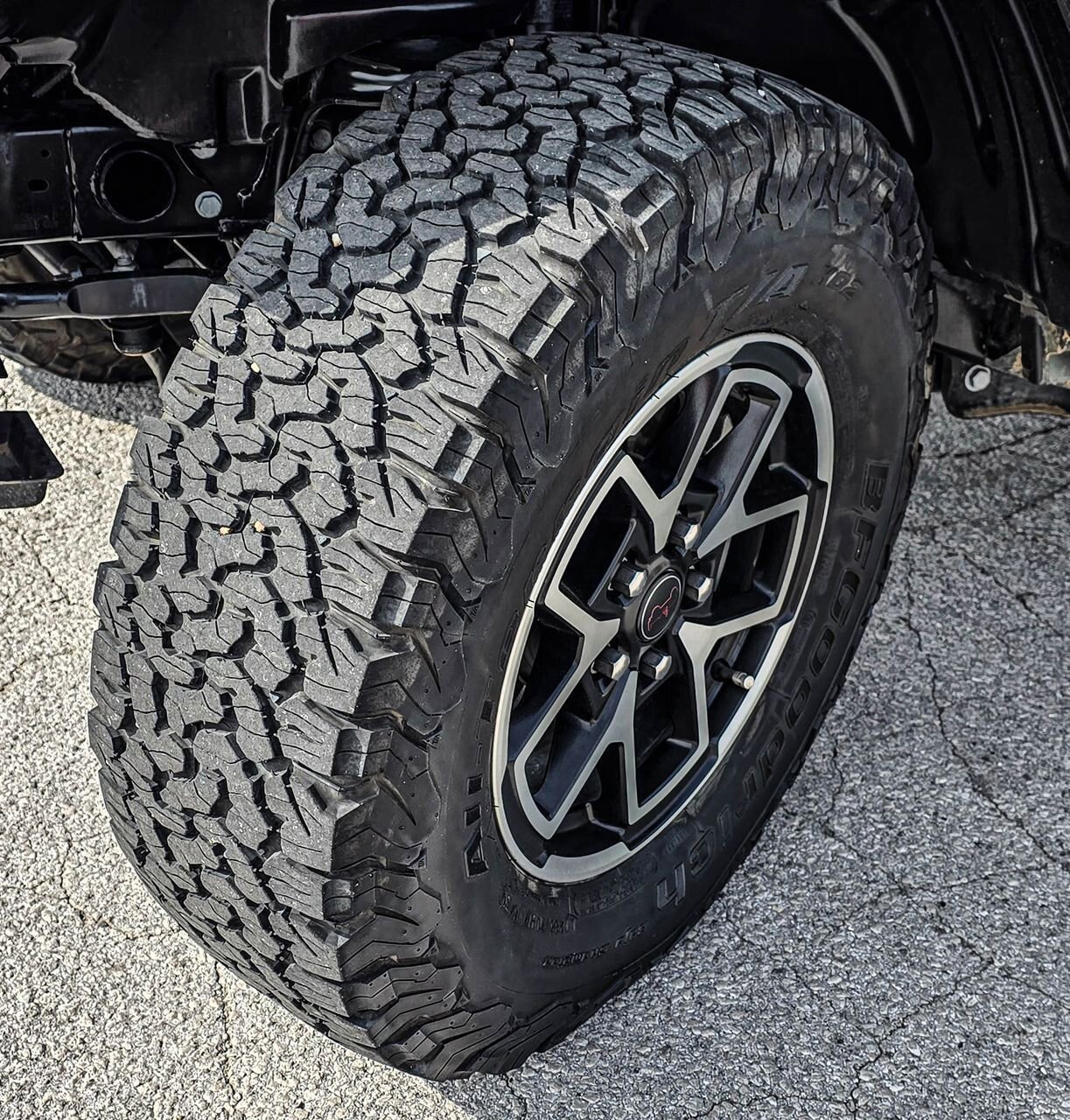 Used 2024 Jeep Wrangler Unlimited Rubicon w/ Technology Group AWD/4WD image 11