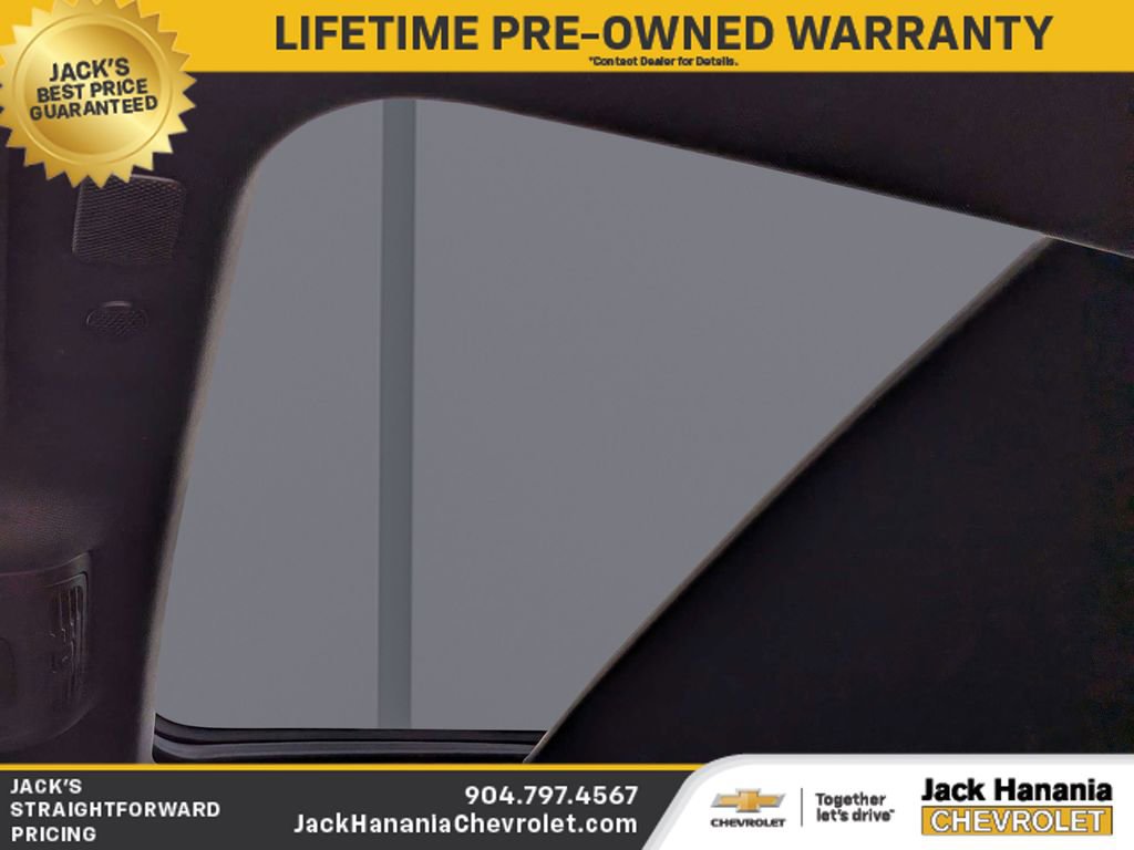 Used 2021 GMC Yukon XL Denali w/ Denali Premium Package image 19