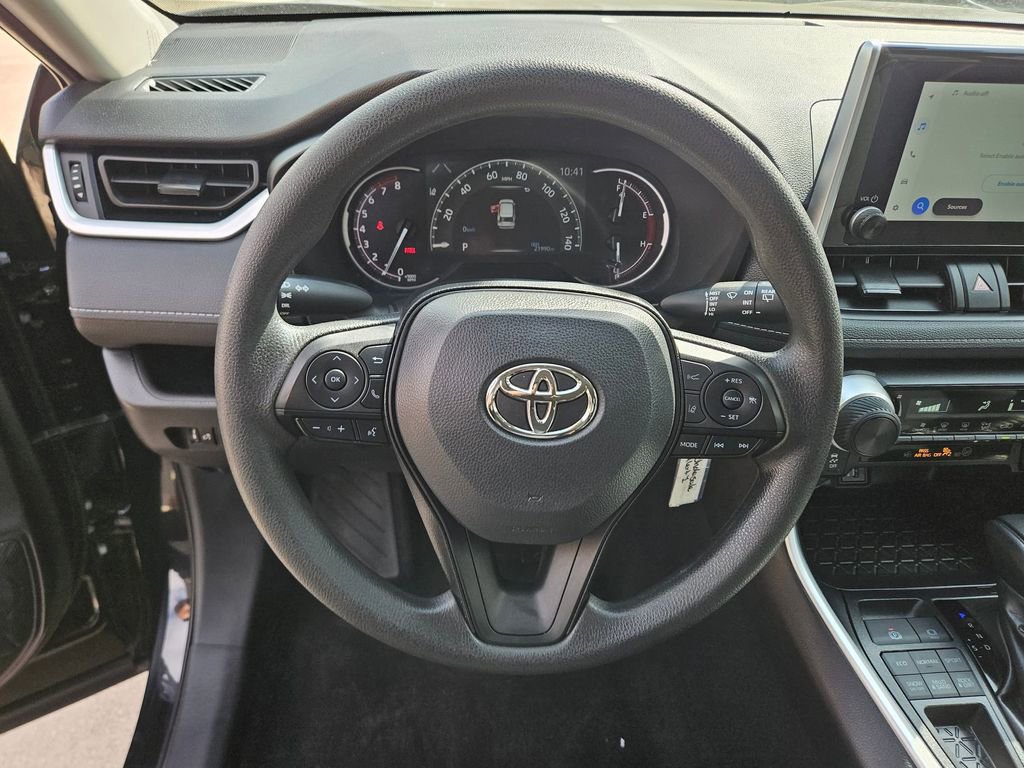 Used 2025 Toyota RAV4 LE image 18