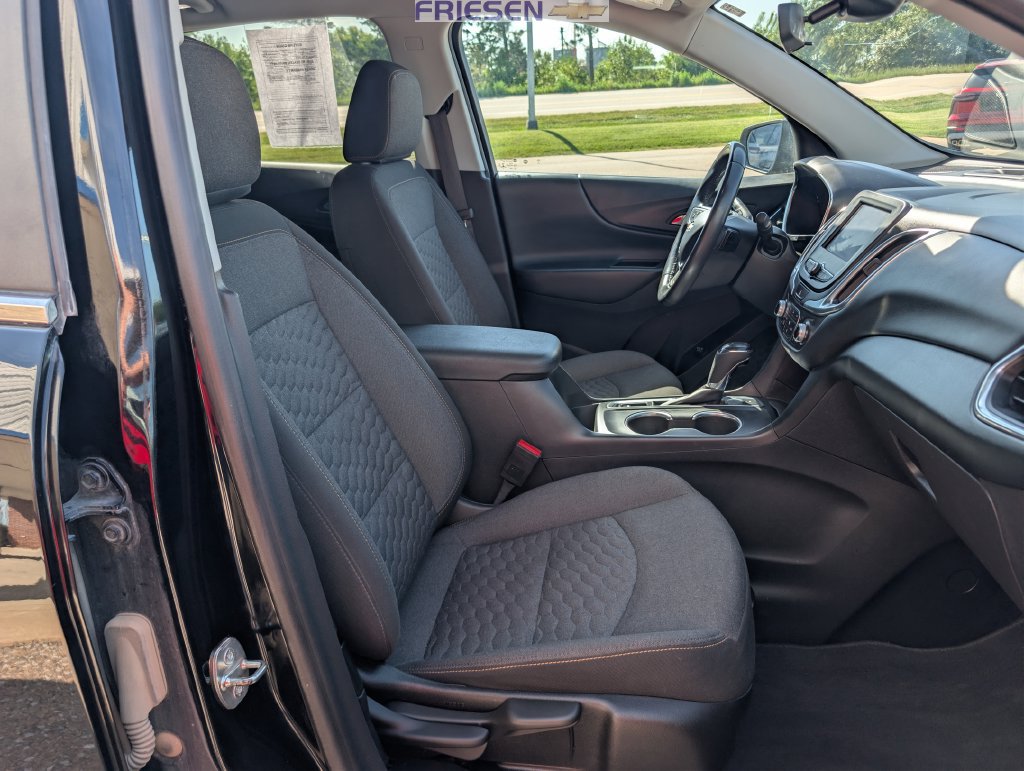 Used 2021 Chevrolet Equinox LT AWD/4WD image 22