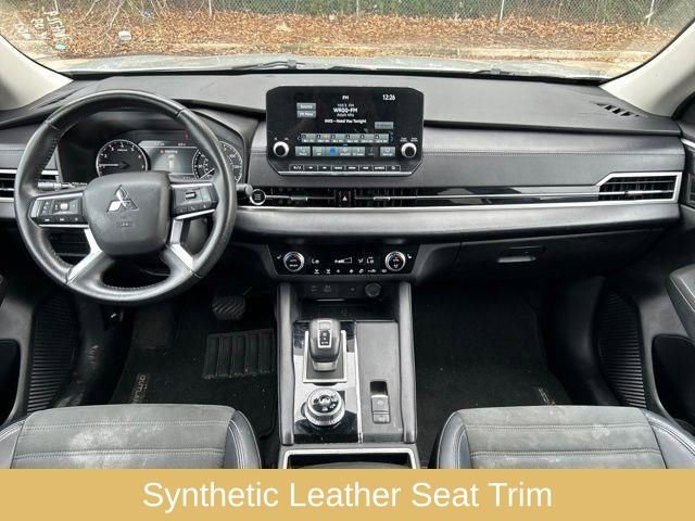 Used 2024 Mitsubishi Outlander SE image 20