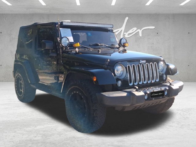 Used 2017 Jeep Wrangler Sahara AWD/4WD image 2