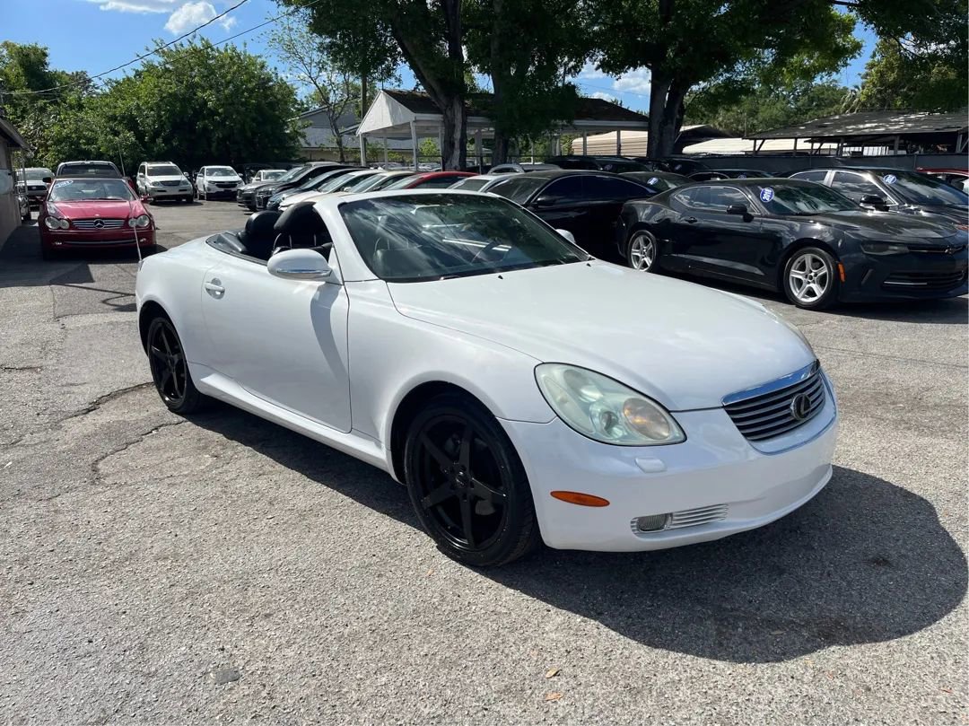 Used 2002 Lexus SC 430 Convertible image 3
