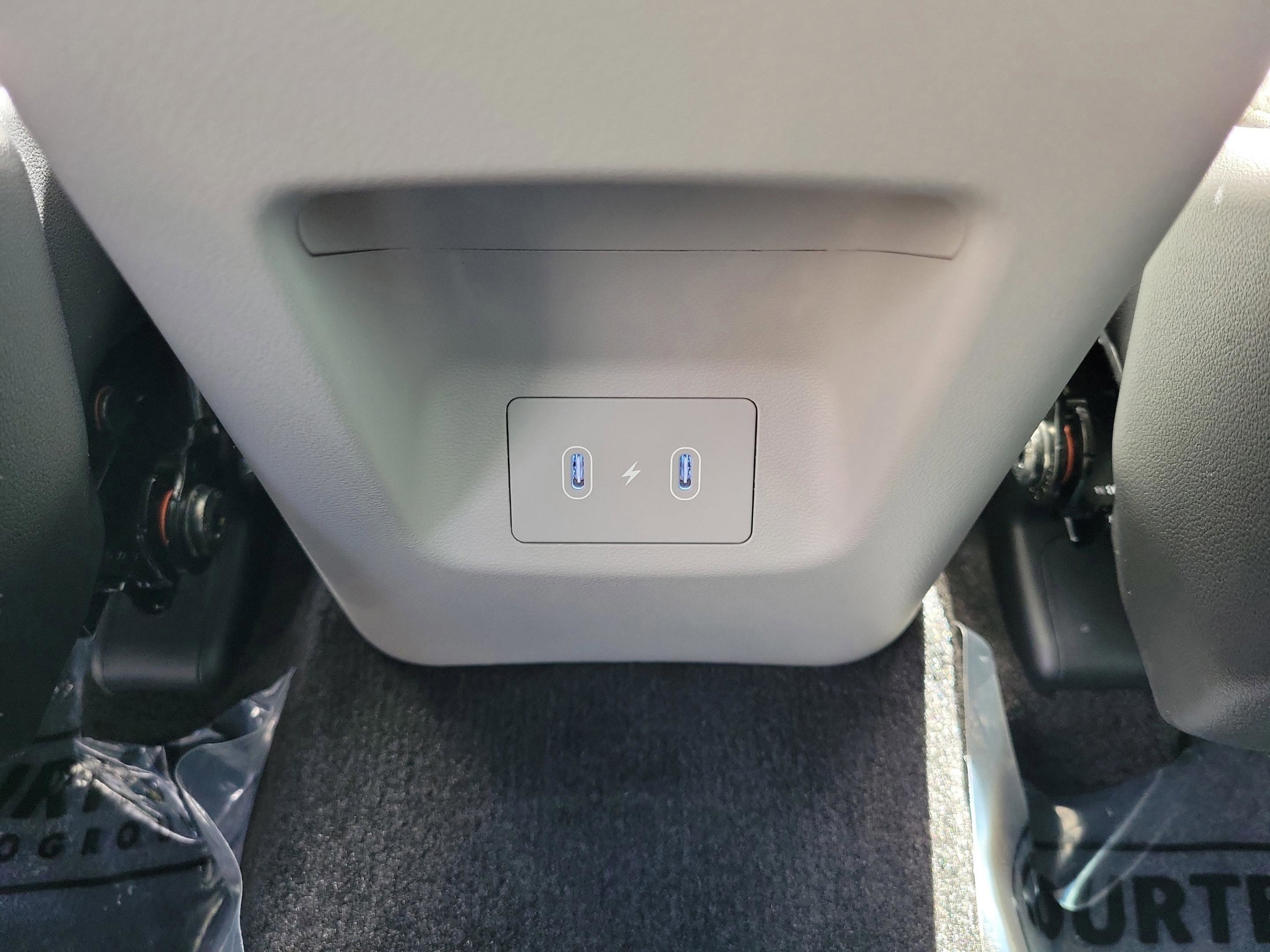 New 2026 Hyundai Tucson Blue SE image 26