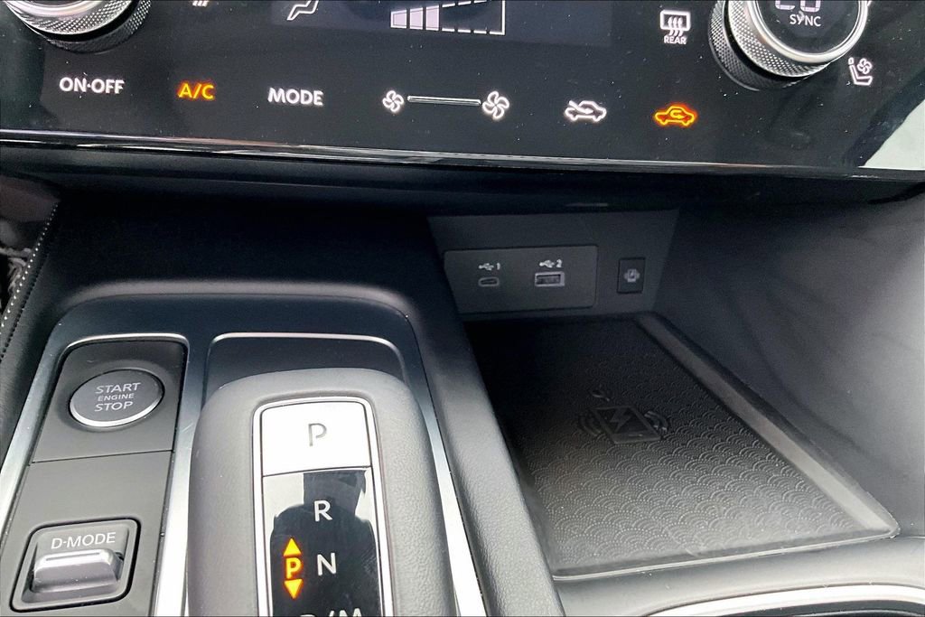 Certified 2025 INFINITI QX60 Luxe w/ Vision Package image 33