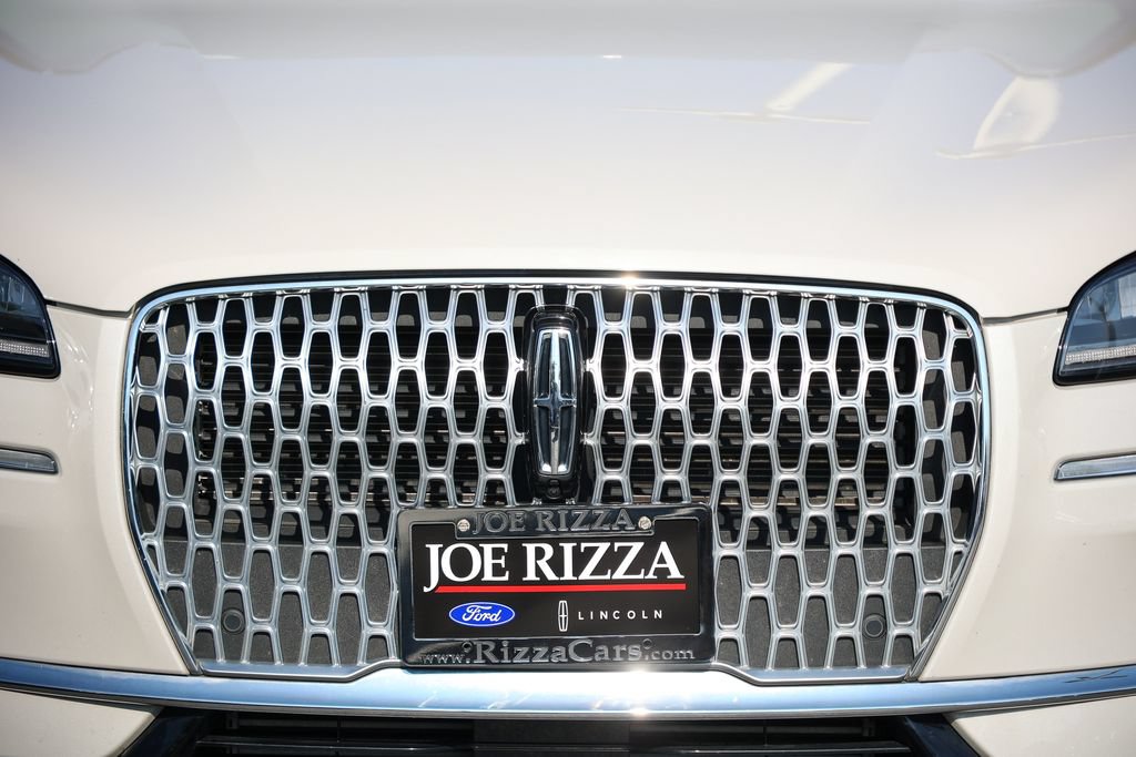 Used 2023 Lincoln Corsair AWD w/ Equipment Group 101A image 21