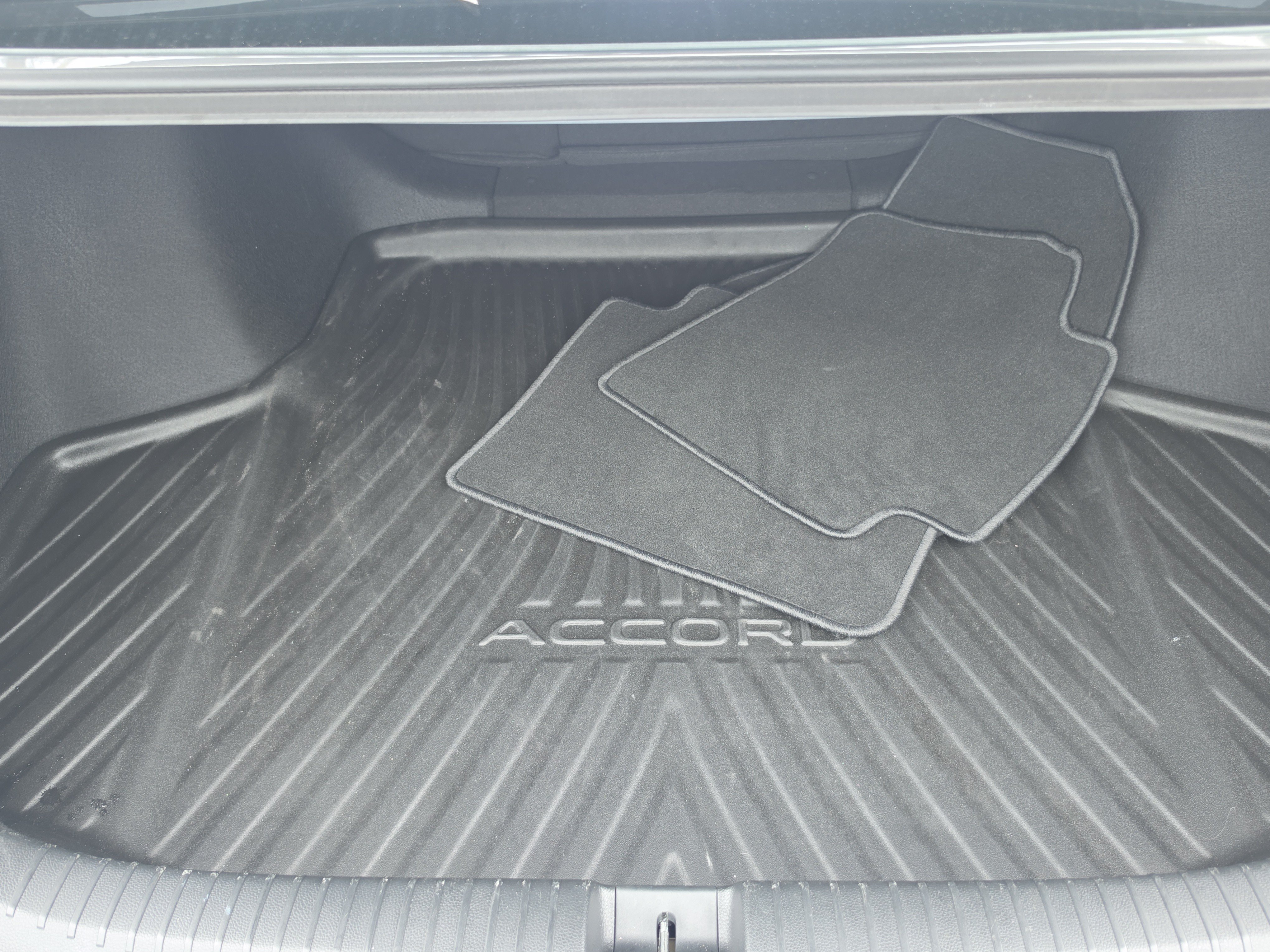 Certified 2025 Honda Accord Sport image 9
