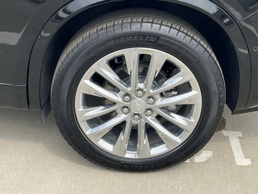 Certified 2025 Cadillac XT6 Premium Luxury w/ Platinum Package image 11