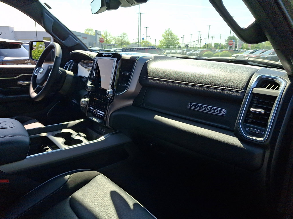 Certified 2026 RAM 1500 Laramie AWD/4WD image 11